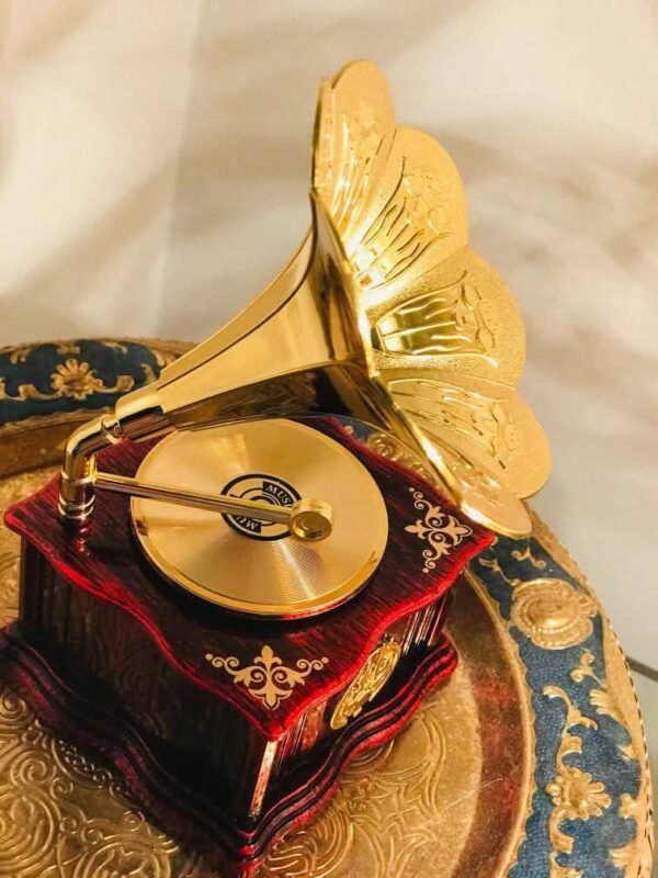 Vintage Gramophone Showpiece Classic - nic home decor-vintage gramophonr price in bd