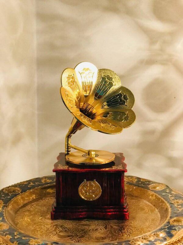Vintage Gramophone Showpiece Classic bd