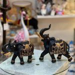Elephant statue sculpture