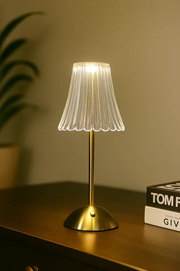 Elegant crystal touch lamp with golden base2