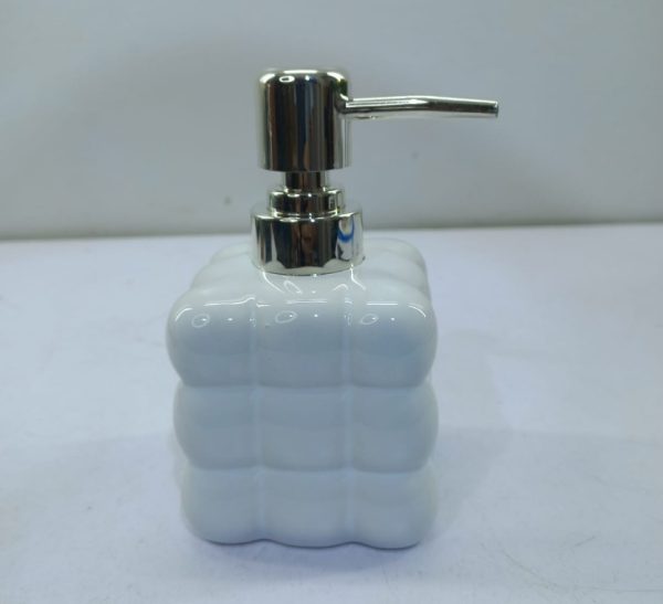 Black and white ceramic soap dispensers 2