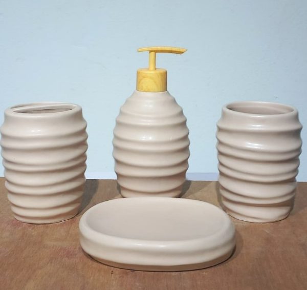 Complete ceramic bathroom accessory set 4 pieces