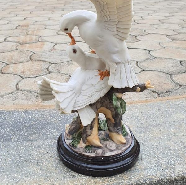 VintageDoveFigurine, ItalianCollectible, PeaceDecor, EFarinaArt, PairOfDoves, WeddingGiftIdea, ClassicHomeDecor, nichomedecor, nicdecor, HomeDecorBangladesh