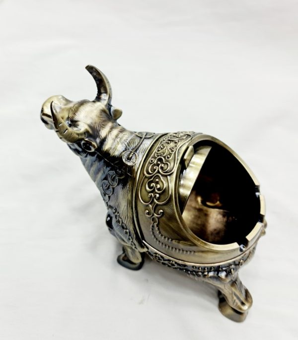 Vintage bull ashtray with lid3
