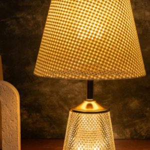 Table Lamp With Fusion Of Modern Design Fiberglass