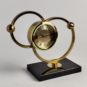 Desk table clock, silent clock, quartz table clock, vintage desk clock, modern home decor, tabletop clock, non ticking clock, nicdecor.com, nic home decor, decorative alarm clock