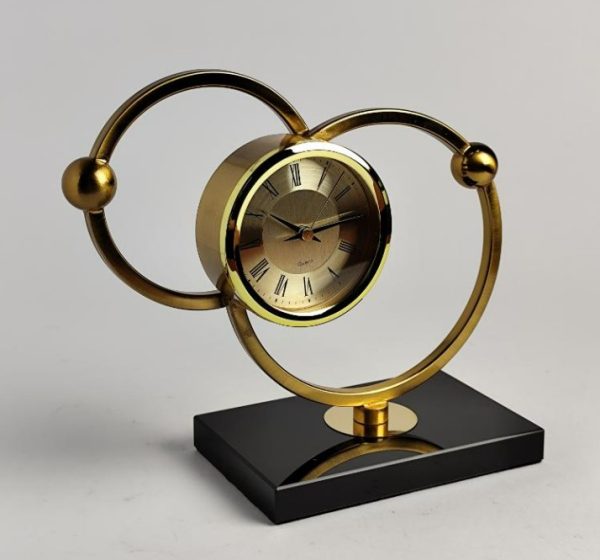 Desk table clock, silent clock, quartz table clock, vintage desk clock, modern home decor, tabletop clock, non ticking clock, nicdecor.com, nic home decor, decorative alarm clock